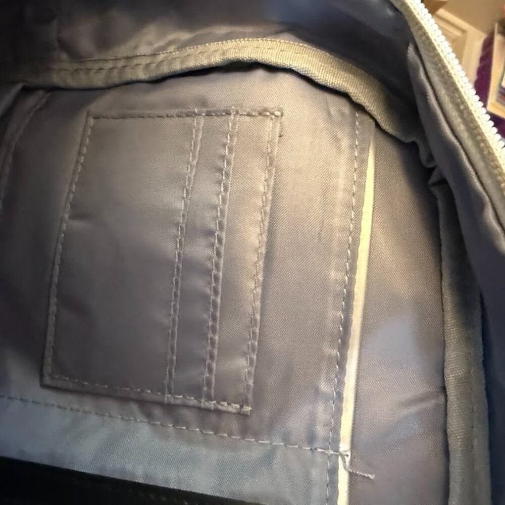 IHKWIP Convertible Everyday Explorer Backpack w/ Crossbody & Shoulder strap - Picture 11 of 15